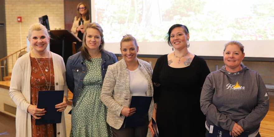 Faculty, staff and students celebrate Recognition Day at College of Saint Mary